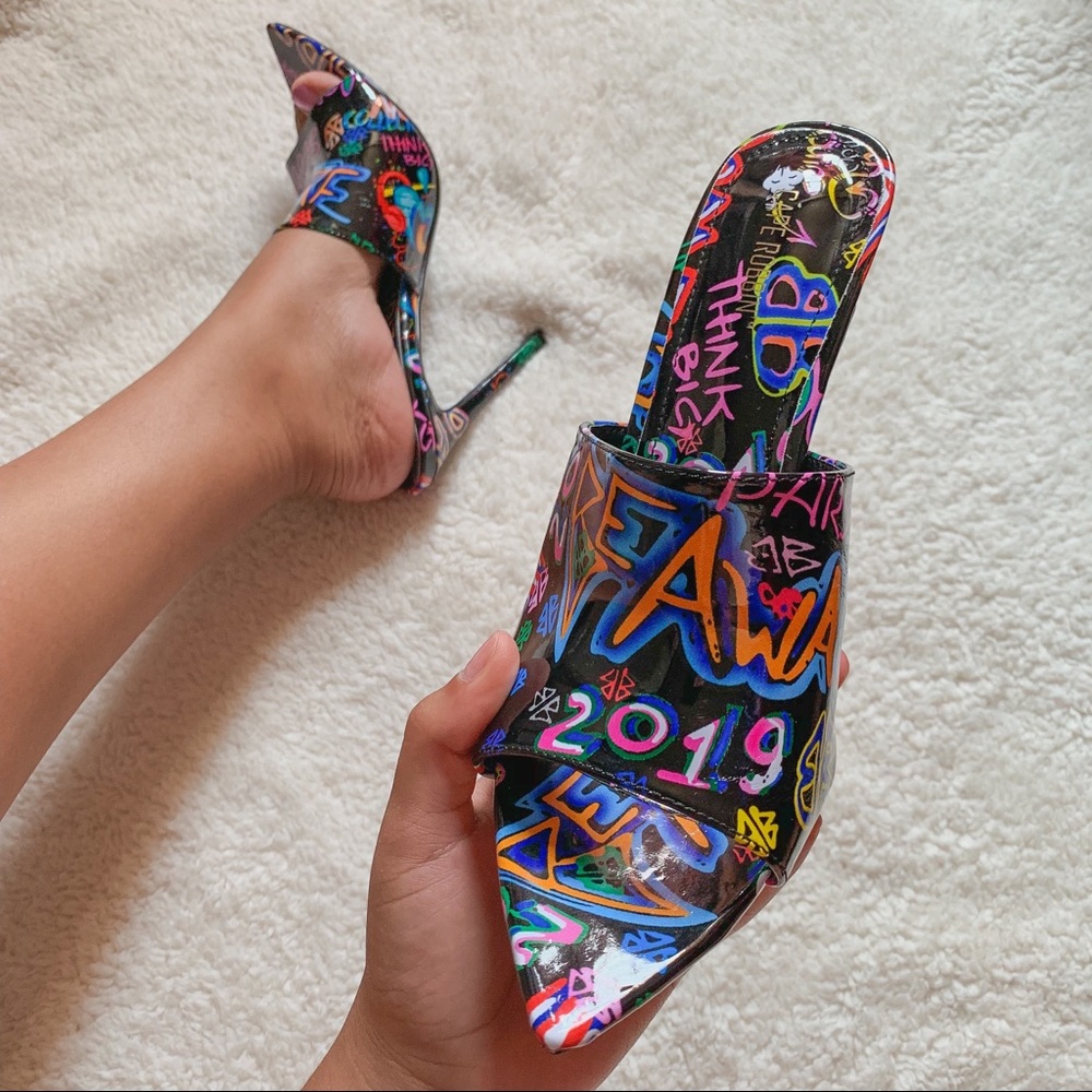 Grafitti Heels